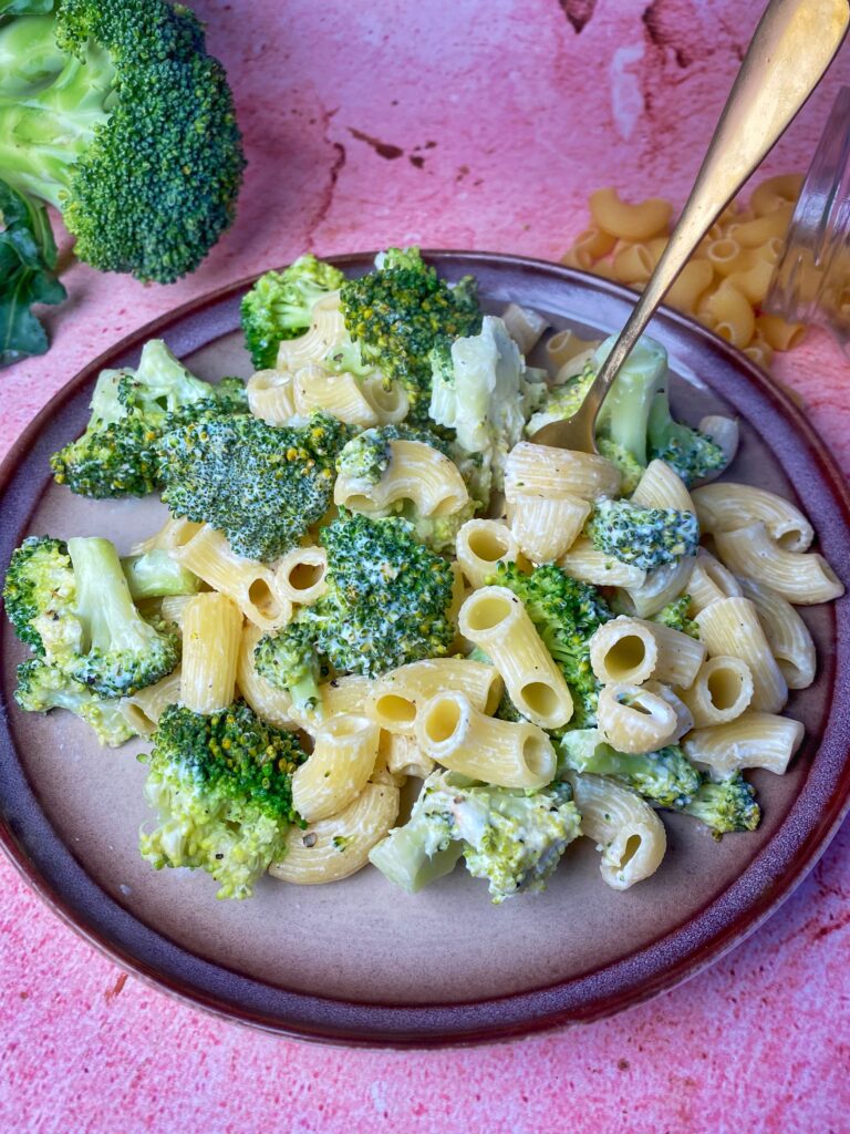 Jak gotować zdrowo, tanio i smacznie oraz jak mądrze robić zakupy spożywcze? Fit posiłki na każdą kieszeń